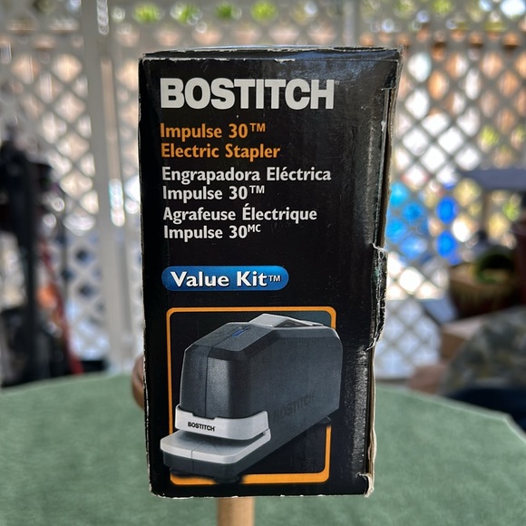 BOSTITCH Impulse 30 Electric Stapler Value Kit No Jam Technology New in Box - Picture 2 of 8